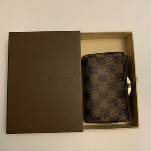 💕🌟AUTHENTIC🌟💕Louis Vuitton Monogram Wallet🌸
